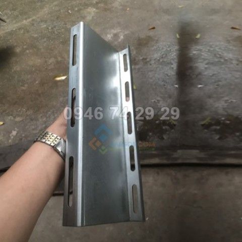 Chân chữ Z 300x100mm thép mã kẽm dày 2mm